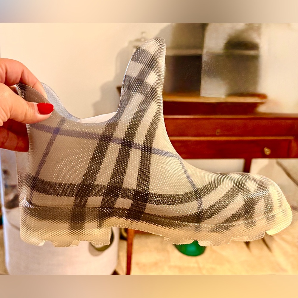 Burberry Men’s Winter & Rain Boots - Gray - Picture 3 of 5
